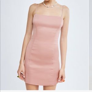 Brand new with tags aritizia Sunday best shimmer dress in mauve mousse pink